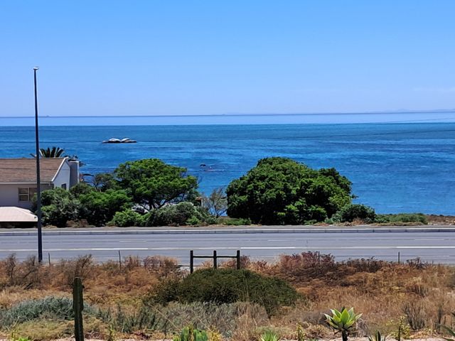 1 Bedroom Property for Sale in Britannica Heights Western Cape